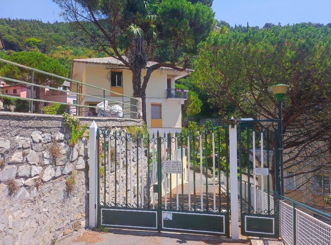 Forti Genova-Free Parking Castellaccio Apartment 2 Esterno foto